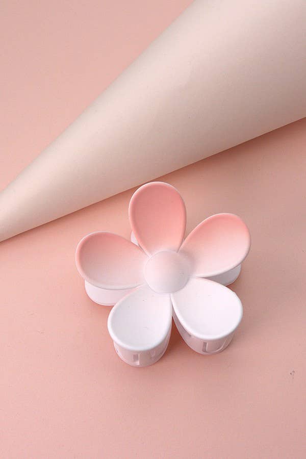 OVERSIZE MATTE FLOWER HAIR CLAW CLIPS