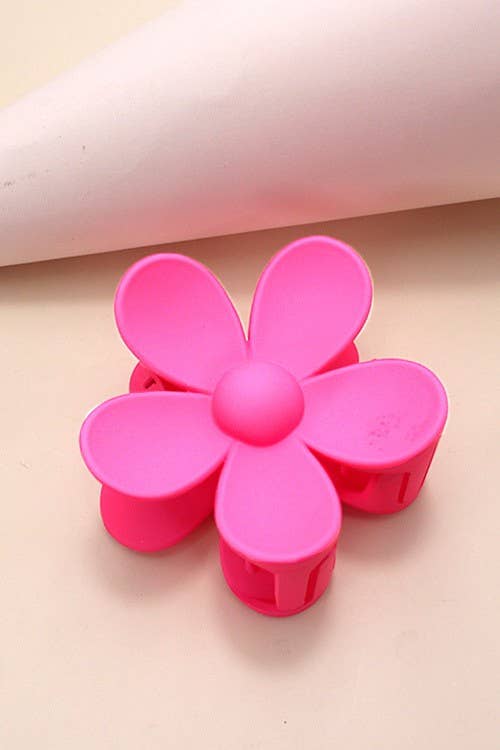 OVERSIZE MATTE FLOWER HAIR CLAW CLIPS